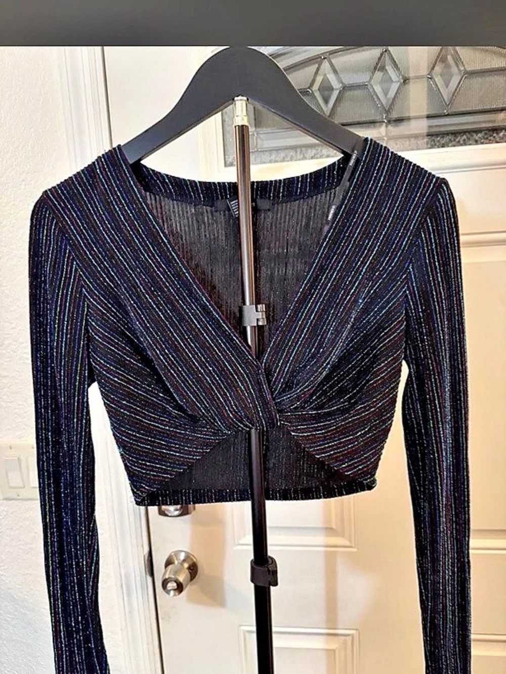 Metallic V-Neck Long Sleeve Twist Front Twist Crop Top